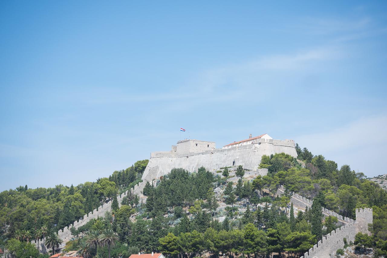 Central, Spacious, Great View Hvar Town Esterno foto